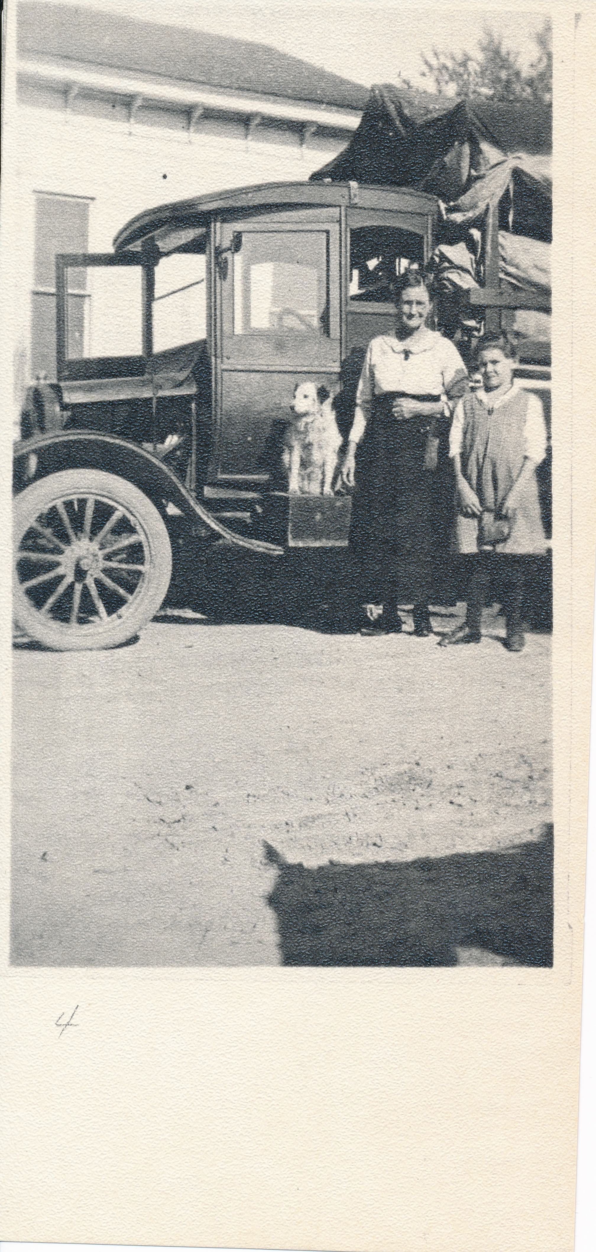Indiana & Jeanette Fessler getting ready to go to a county fair, ~1923