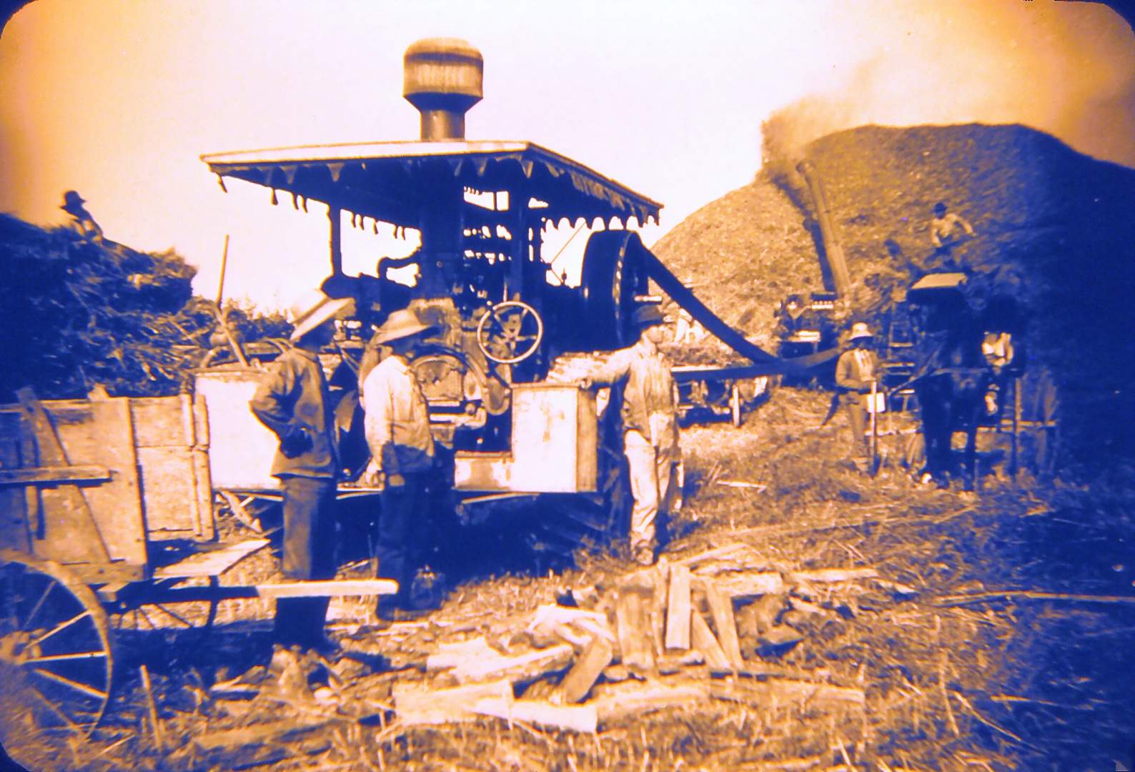 The threshing machine Job Walter owned