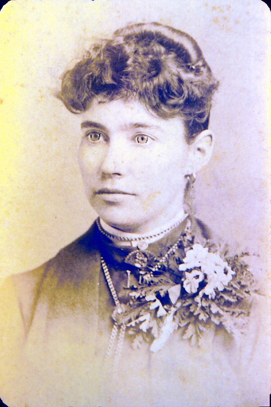 Indiana Fessler — Hattie's Mother
